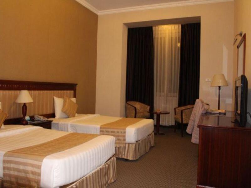 Aloha Halong Hotel Ha Long Exterior foto