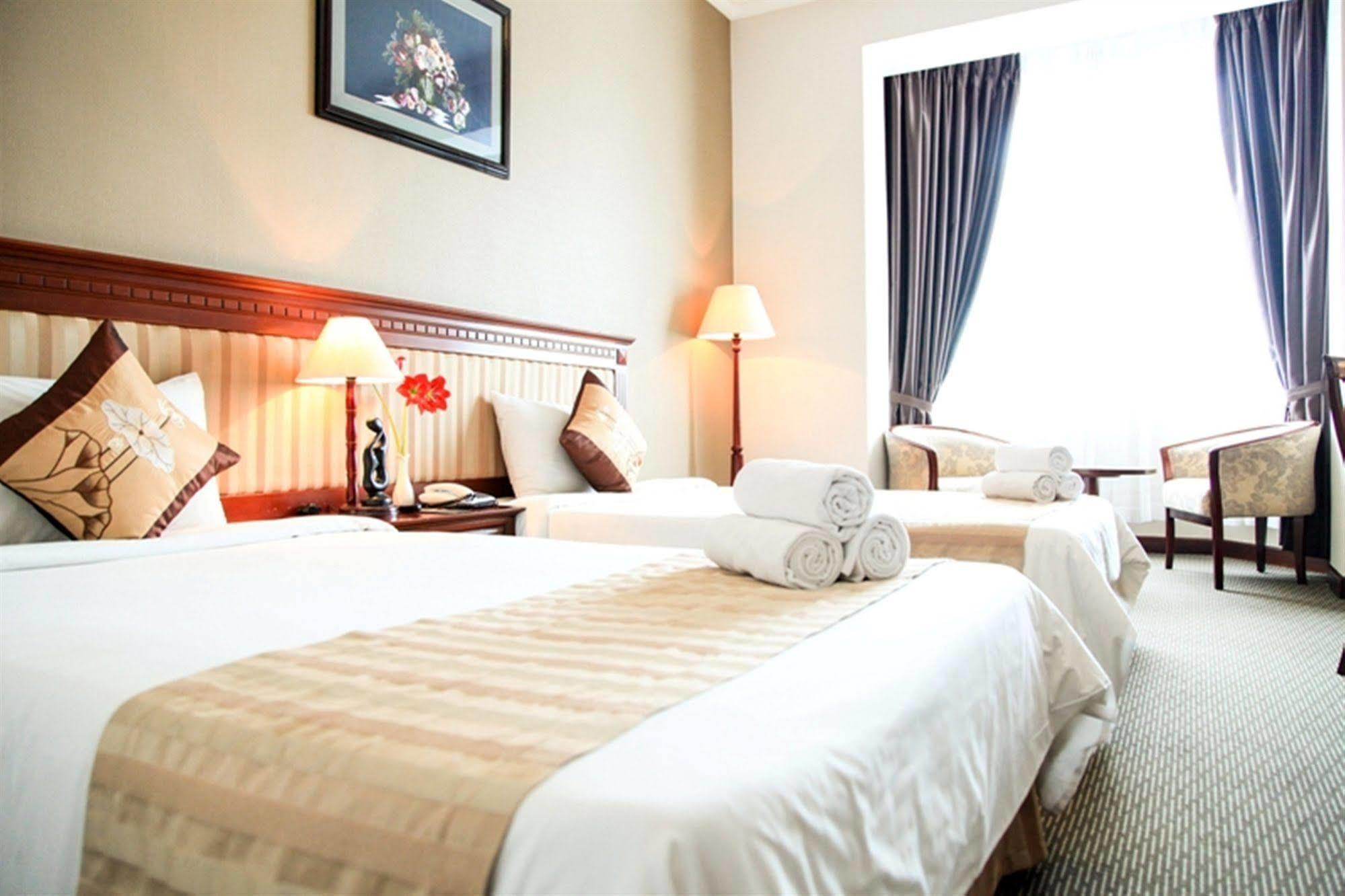 Aloha Halong Hotel Ha Long Exterior foto